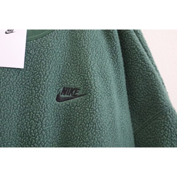 Nike FB8378-323 Men Sz 2XL Green Club Fleece Winterized Crew Neck Sweatshirt - Picture 7 of 11